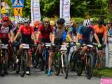 Setki rowerzystów na Bike Maratonie w Bardzie