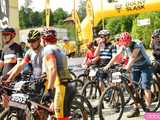 Setki rowerzystów na Bike Maratonie w Bardzie