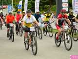 Setki rowerzystów na Bike Maratonie w Bardzie