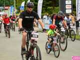 Setki rowerzystów na Bike Maratonie w Bardzie