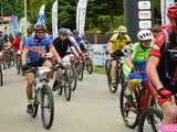 Setki rowerzystów na Bike Maratonie w Bardzie