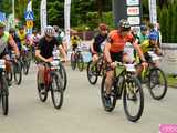 Setki rowerzystów na Bike Maratonie w Bardzie