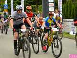 Setki rowerzystów na Bike Maratonie w Bardzie