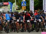 Setki rowerzystów na Bike Maratonie w Bardzie