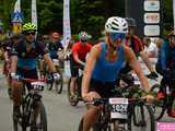Setki rowerzystów na Bike Maratonie w Bardzie