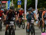 Setki rowerzystów na Bike Maratonie w Bardzie