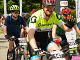 Setki rowerzystów na Bike Maratonie w Bardzie