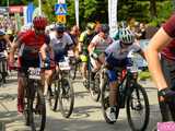 Setki rowerzystów na Bike Maratonie w Bardzie