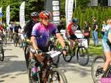 Setki rowerzystów na Bike Maratonie w Bardzie