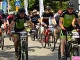 Setki rowerzystów na Bike Maratonie w Bardzie
