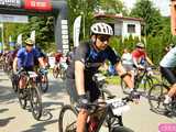 Setki rowerzystów na Bike Maratonie w Bardzie