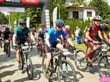 Setki rowerzystów na Bike Maratonie w Bardzie