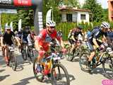 Setki rowerzystów na Bike Maratonie w Bardzie
