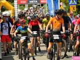 Setki rowerzystów na Bike Maratonie w Bardzie