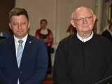 Ksiądz Mirosław Grakowicz i Michał Dworczyk Honorowymi Obywatelami Miasta i Gminy Bardo 