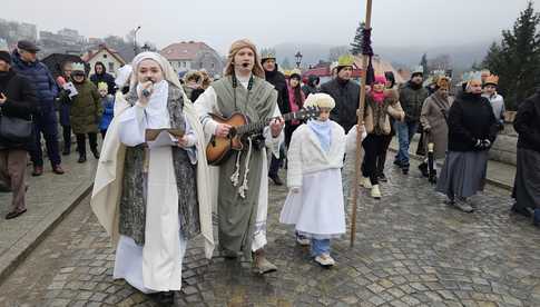 Po raz 12 Orszak Trzech Króli przeszedł przez Bardo