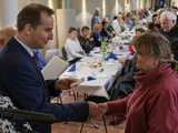 Blisko 200 mieszkańców gminy Kamieniec Ząbkowicki otrzymało ogólnopolską kartę seniora