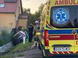 Zasłabł za kierownicą, auto wjechało do rowu