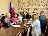 [FOTO] Podpisano pierwsze umowy na remonty elewacji w Ziębicach
