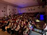 [FOTO] Seniorzy zaprezentowali swoją twórczość artystyczną. Znamy laureatów tegorocznej 11. edycji Przględu Seniorów 