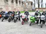 [WIDEO/FOTO] Motocyklowa impreza na ząbkowickim zamku. Klub MotoFrankenstein obchodził jubileusz 15-lecia