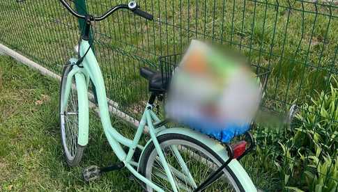 Policjanci z Kamieńca Ząbkowickiego odzyskali rower 85-latki zanim zdążyła zgłosić kradzież