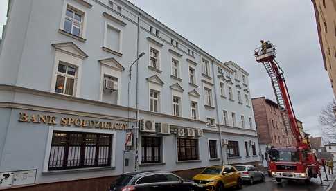 Ćwiczenia w centrum Ząbkowic Śląskich. Strażacy i policja sprawdzali gotowość na wypadek zagrożenia