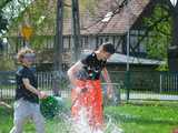[FOTO] Wodne szaleństwo w Kamieńcu Ząbkowickim. Zobaczcie jaką bitwę zorganizowali strażacy na Śmigus-Dyngus!
