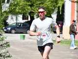 [WIDEO/FOTO] Pobiegli w 14. Półmaratonie Henrykowskim i 10. Dyszce Księgi Henrykowskiej
