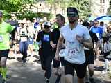 [WIDEO/FOTO] Pobiegli w 14. Półmaratonie Henrykowskim i 10. Dyszce Księgi Henrykowskiej