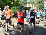 [WIDEO/FOTO] Pobiegli w 14. Półmaratonie Henrykowskim i 10. Dyszce Księgi Henrykowskiej