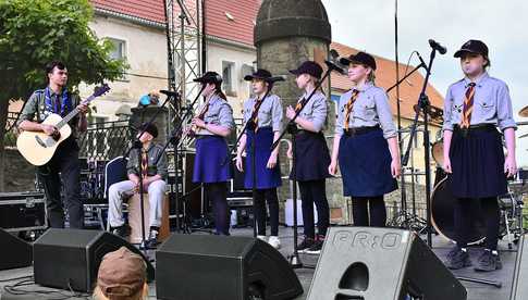 [WIDEO/FOTO] Srebrnogórski Festiwal Piosenki Harcerskiej Lilijka po raz szósty! Wręczono nagrody